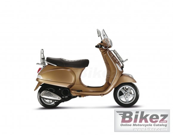 2011 Vespa LX  125 i.e. photo